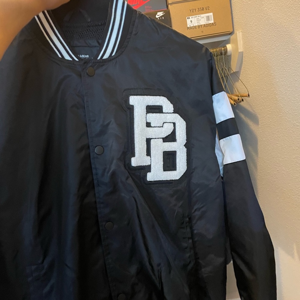 P&B Bomber - Picture 9 of 9